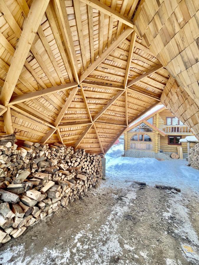 будиночок-зруб в центрі пилипця וילה *